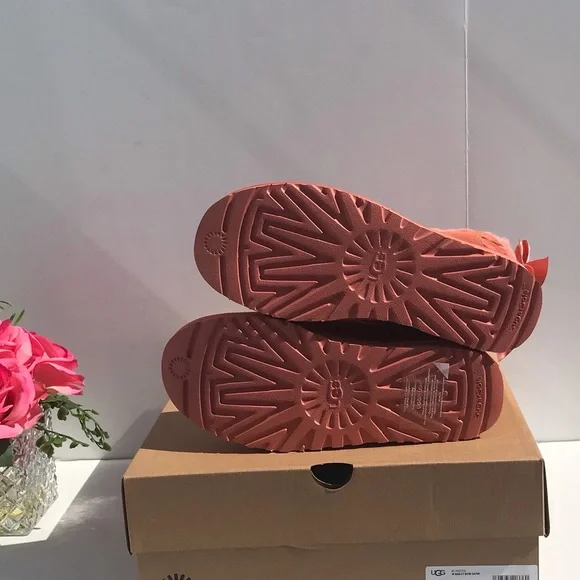 UGG Bailey Bow Satin - Picture 9 of 10